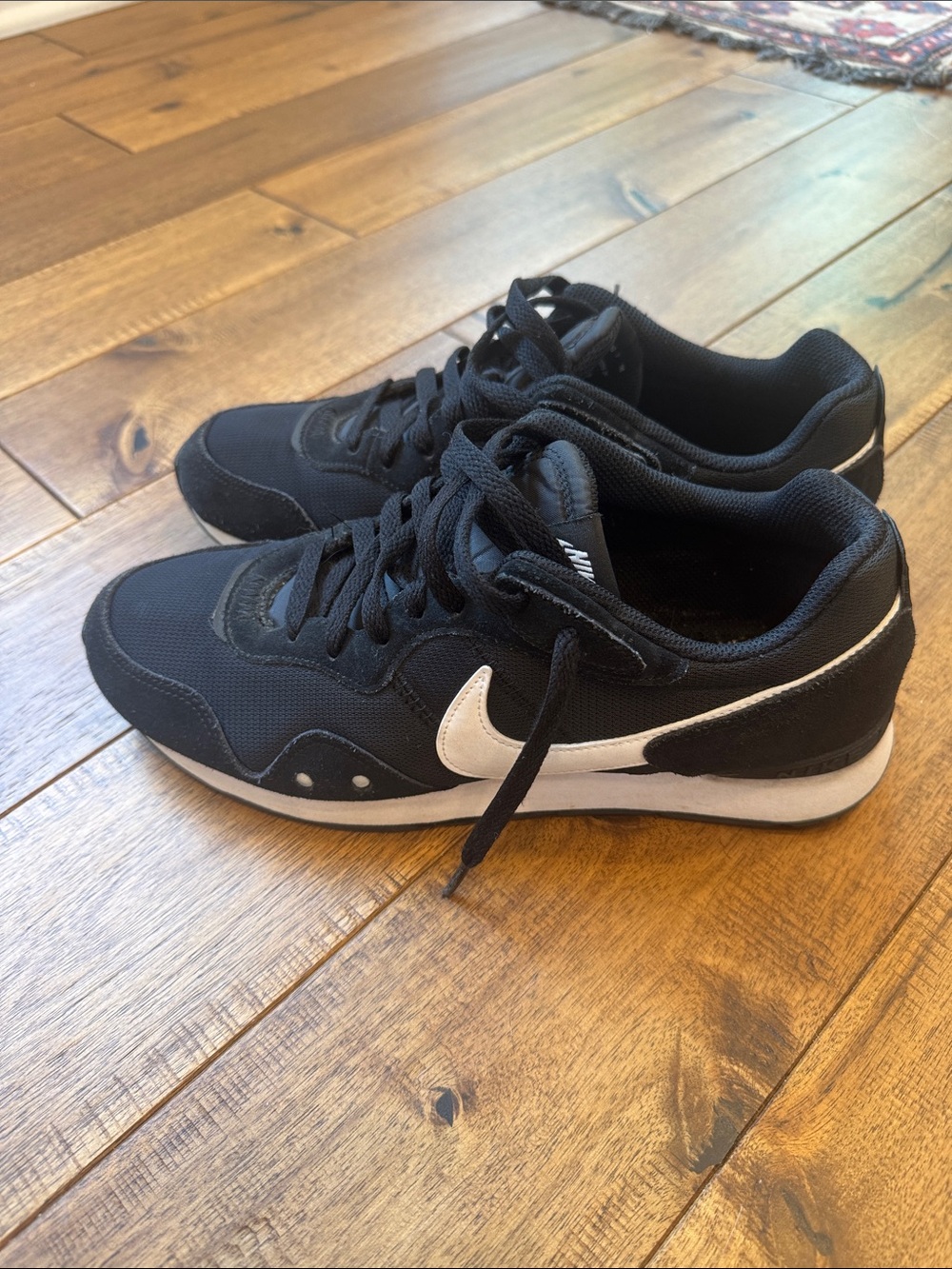 Nike Venture Runner
